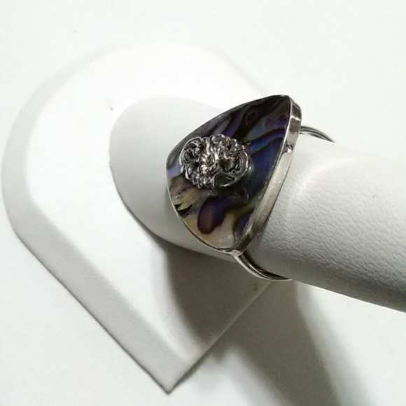 3/$50๐ Abalone Ring - Picture 5 of 7